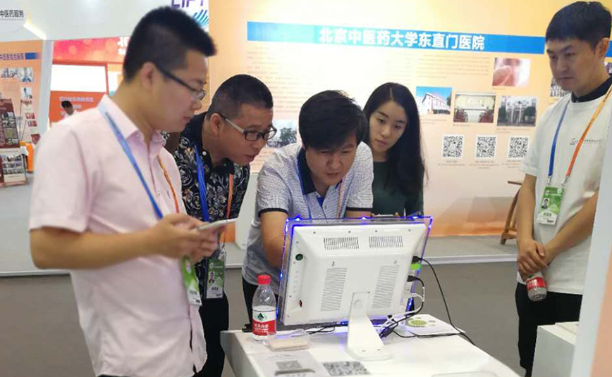 經道養生WYT-200健康評估系統現場人員操作1